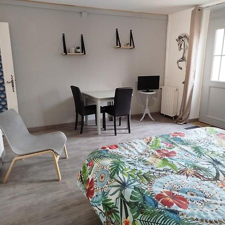 Le Cheval Blanc Hotel Carrouges Ngoại thất bức ảnh